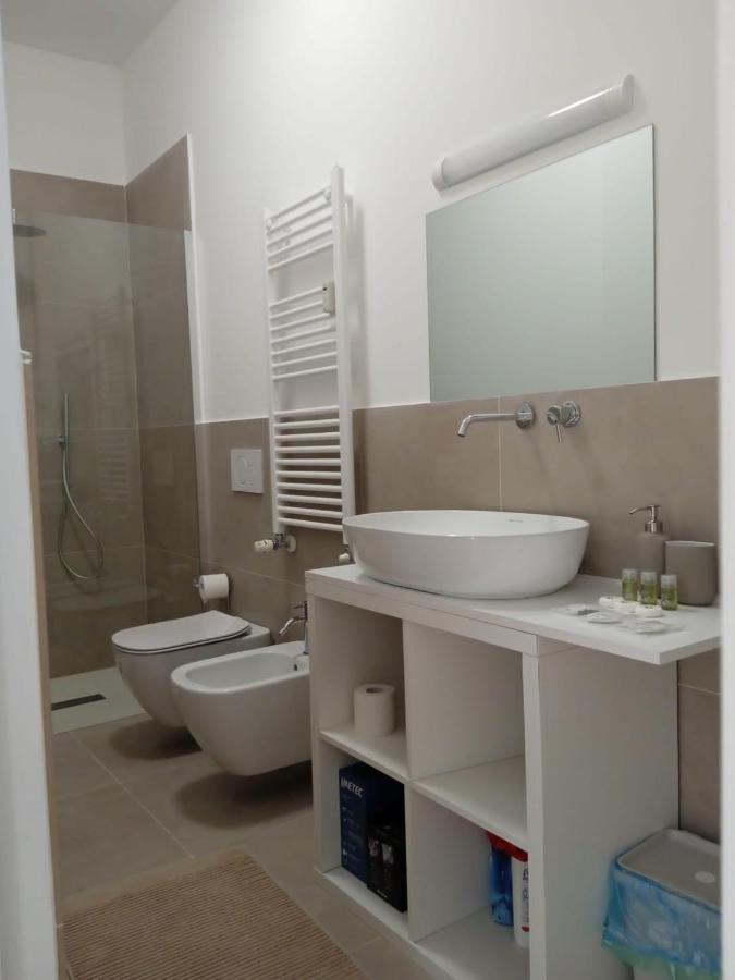 Apartment Via D'Apulia 11 มิลาน ภายนอก รูปภาพ